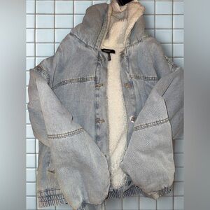 Forever 21 Light Blue Jean Jacket with Cream Lining